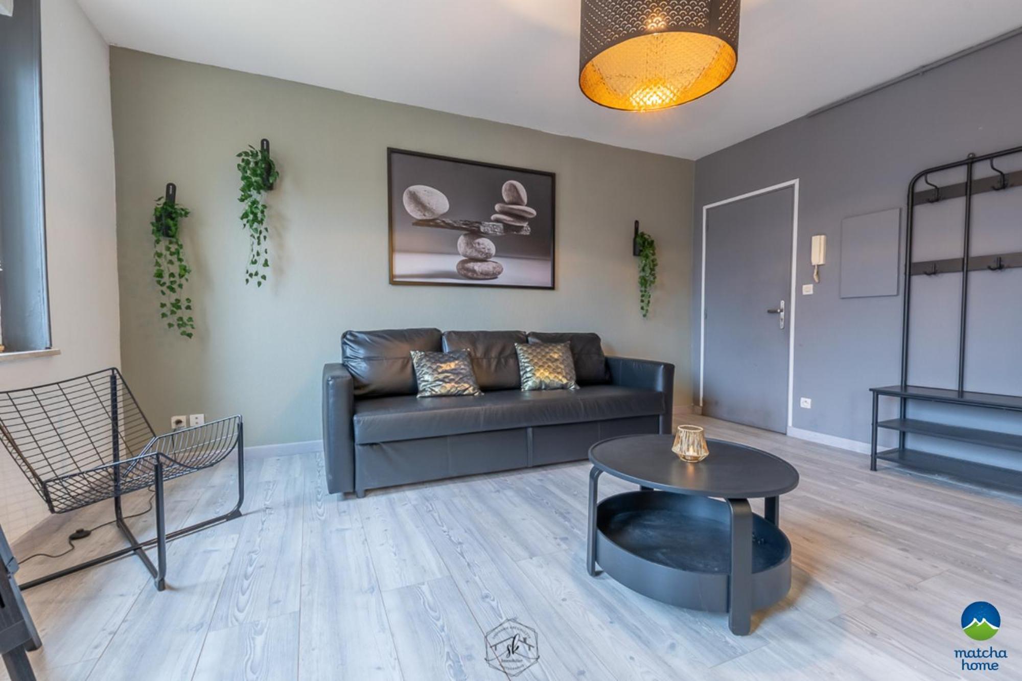 1 Studio & 4 Appts - 1 A 4 Lits - 1 A 7 Pers - 1 Immeuble - Confort, Flexibilite ------ English - 1 Studio & 4 Apts - 1 To 4 Beds - 1 To 7 Guests - Same Building - Comfort, Flexibility Hayange Luaran gambar