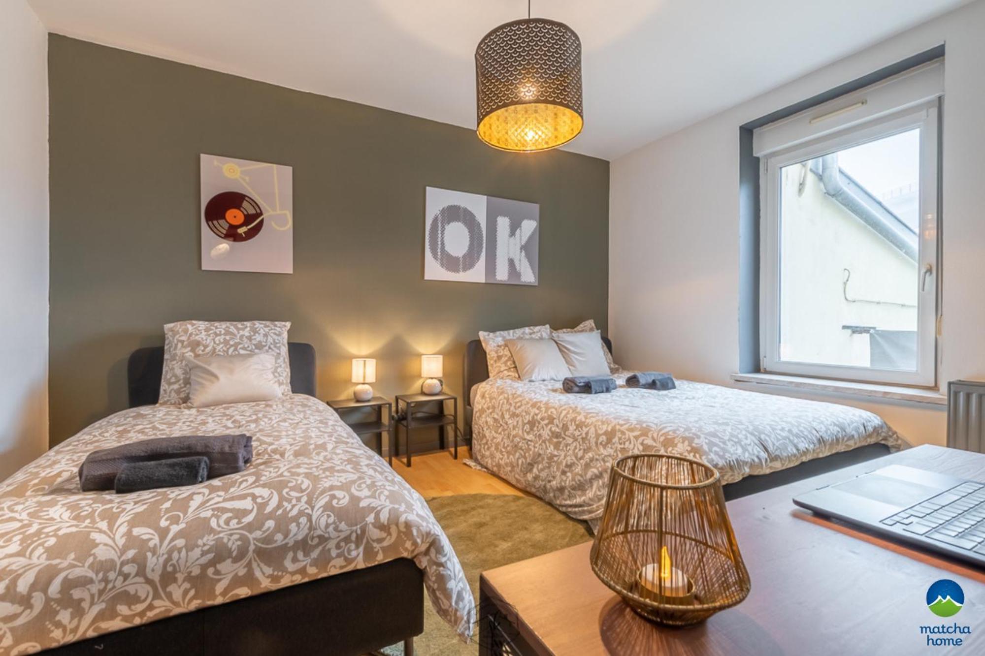 1 Studio & 4 Appts - 1 A 4 Lits - 1 A 7 Pers - 1 Immeuble - Confort, Flexibilite ------ English - 1 Studio & 4 Apts - 1 To 4 Beds - 1 To 7 Guests - Same Building - Comfort, Flexibility Hayange Luaran gambar